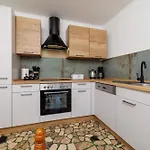 Kuca Za Odmor Mica * Grizane-Belgrad