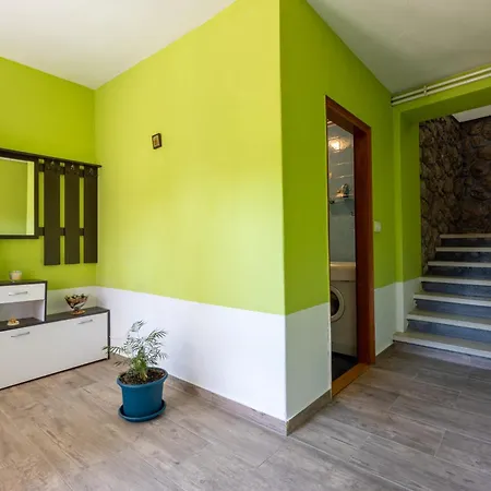 Dom wakacyjny Kuca Za Odmor Mica *